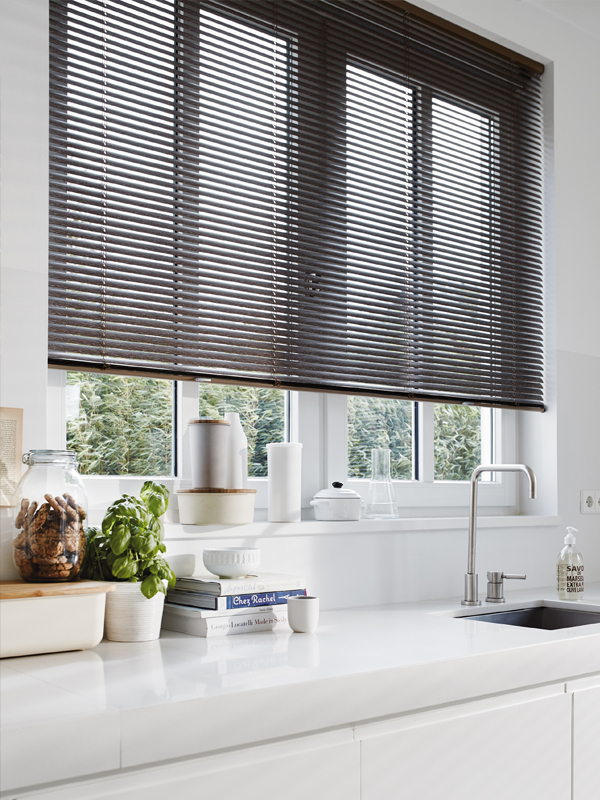 NZWS Luxaflex Aluminium Venetian Blinds VB 1484